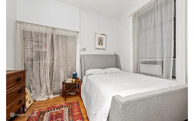 Sold by Douglas Elliman | media 4