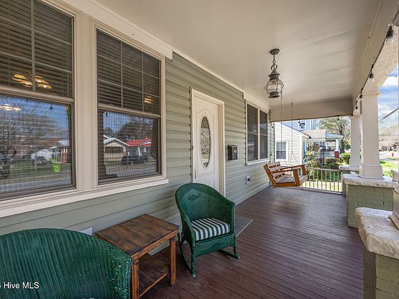 4th image of 1817 Spencer Avenue