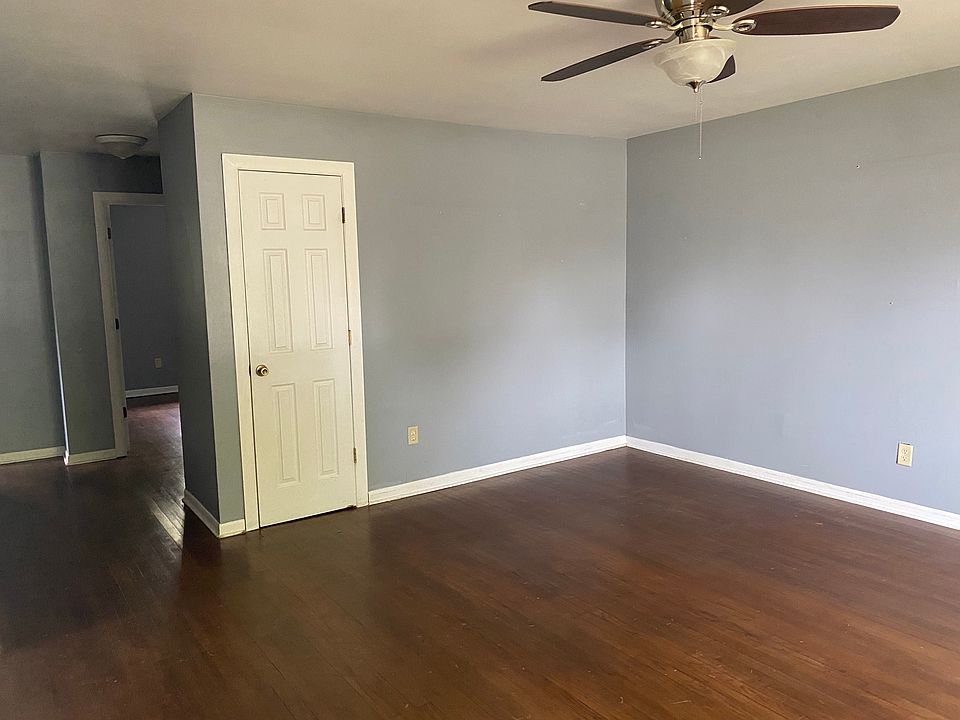 1st image of 22 Michael Dr APT A