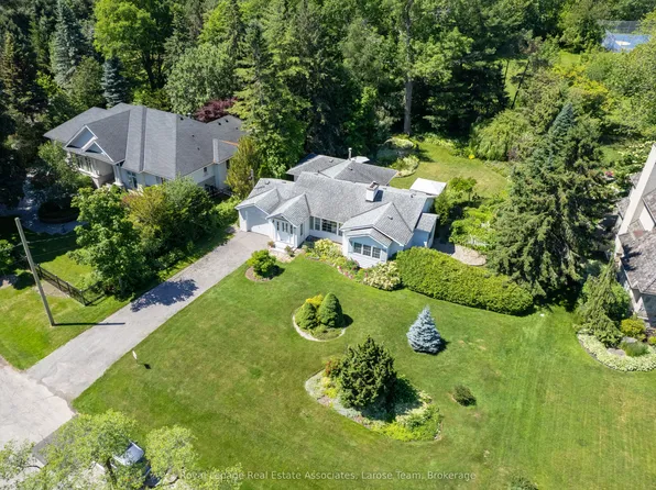 434 Apple Ln, Mississauga, ON L5J 2T1