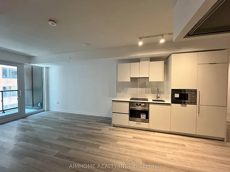 121 Saint Patrick St #B410 — Photo 3