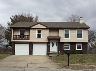 4654 Hale Dr, Decatur, IL 62526