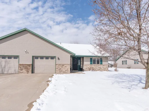 802 Westland St, New London, MN 56273