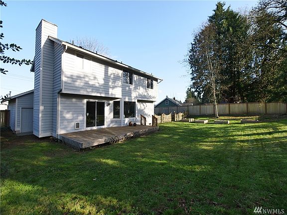 2nd image of 5909 Harlow Dr