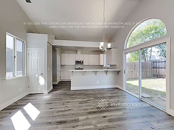 5th image of 278 Union St