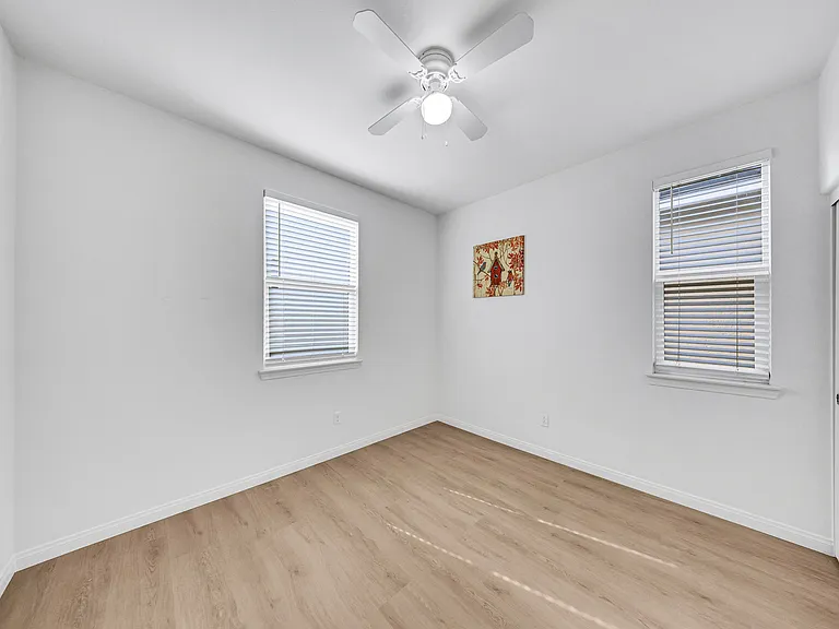 10532 Wilding Dr — Photo 21