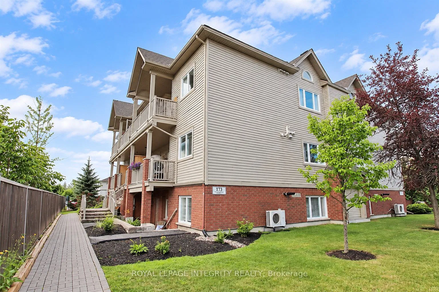 2 bed, $2,000 — Photo 1