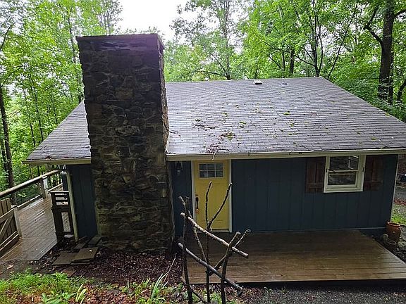 5th image of 114 Sweetleaf Ln