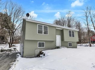 16 Union St, Hillsboro, NH 03244