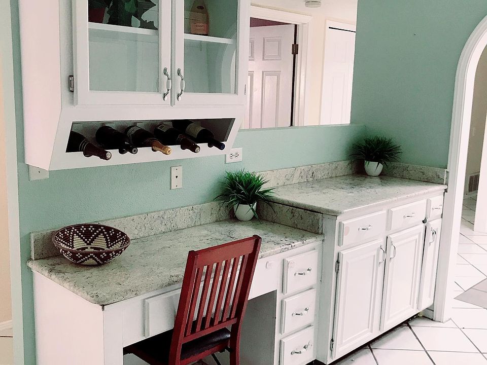 1st image of 19 Las Casitas