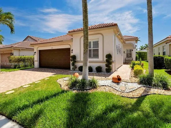 1745 Aspen Ln, Weston, FL 33327