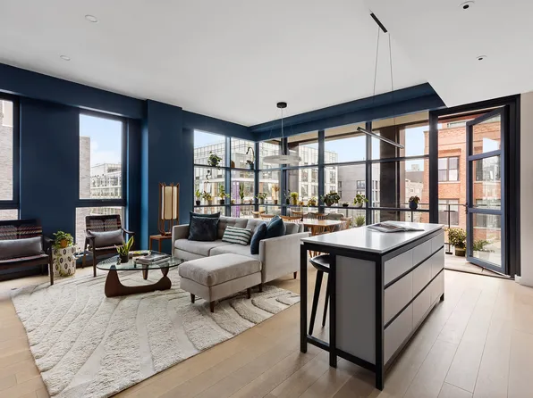 215 North 10th Street image 1 of 14