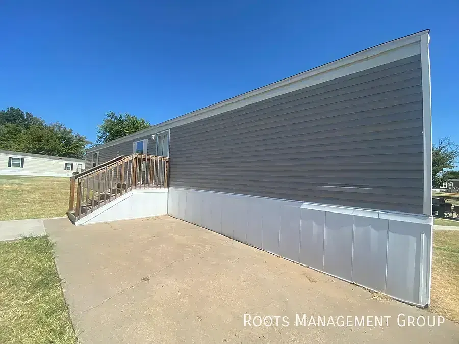 3 Bed 2 Bath Home Available for Lease at Dry Creek - Apply Now! — Photo 2