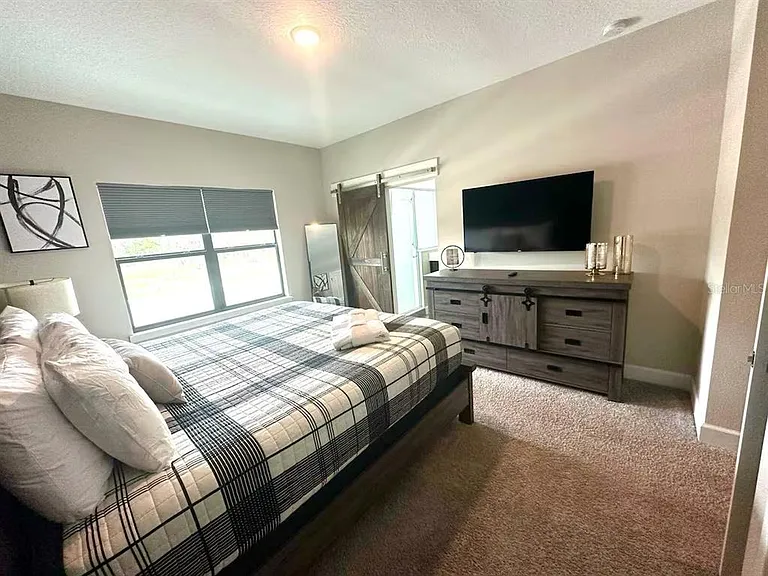 216 Villa Domani Cir — Photo 11