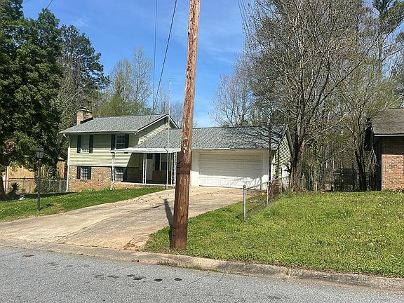 2nd image of 602 Dixon Rd