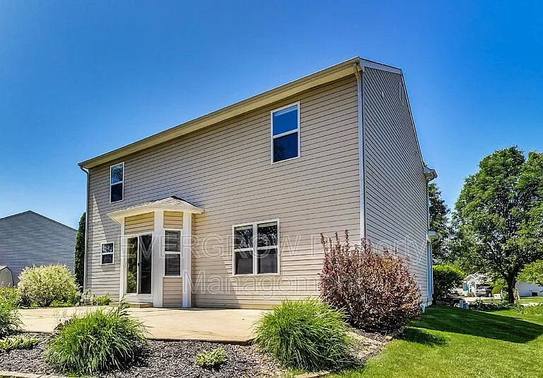 1047 Andrew Ct — Photo 38