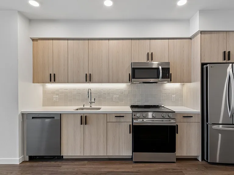 Maru Apartments — Photo 22