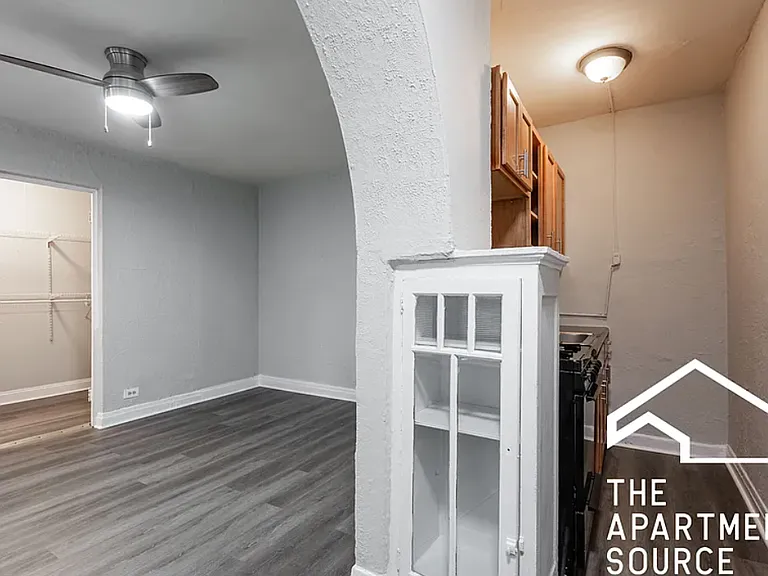 6819 N Wayne Ave — Photo 5