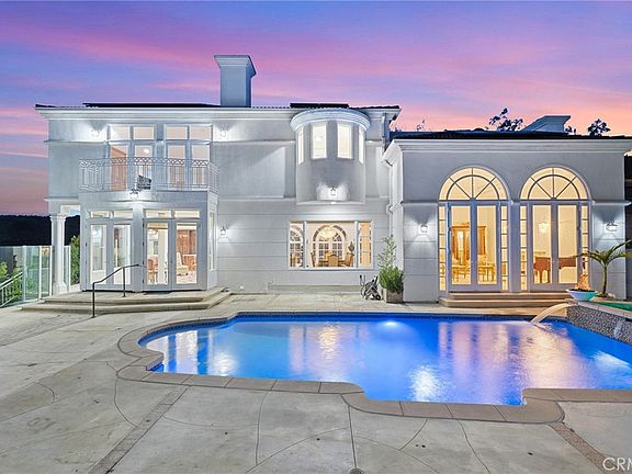 3rd image of 759 Foxkirk Rd