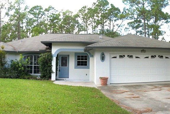 3/2/2 Concrete Block Home!