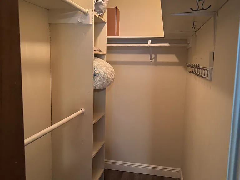 189 Oak Ave #3 — Photo 8