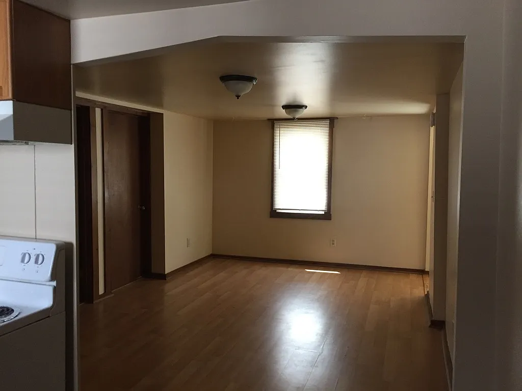 Building Photo - 68 Hyde St #B