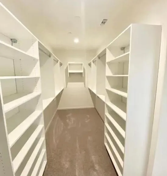 21199 Packing House Ct — Photo 31