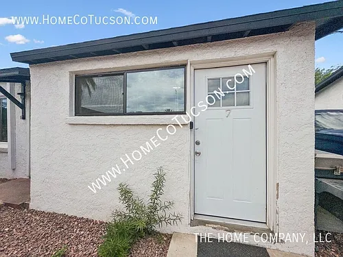 2714 N Hopi Pl #7 Photo 1
