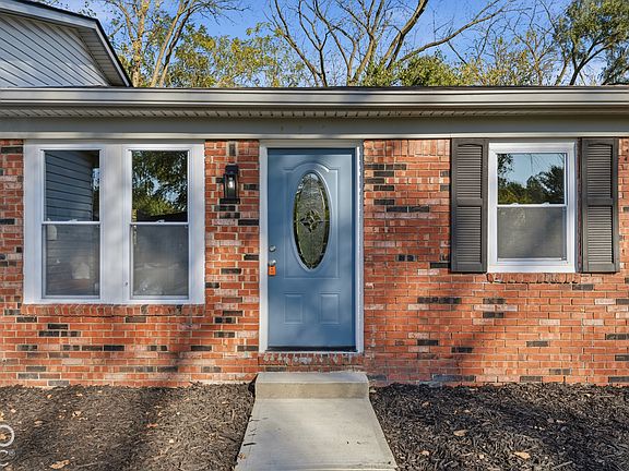 2nd image of 3045 Southwest Dr