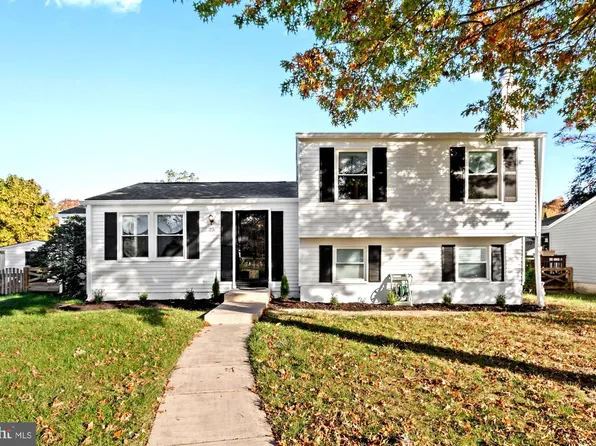 25 Heathrow Manor Ct, Nottingham, MD 21236
