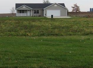 414 Midway St, Juneau, WI 53039