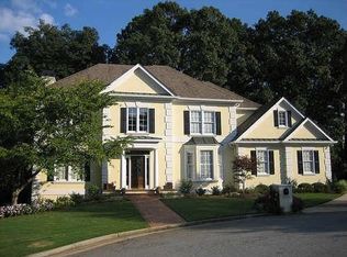 5301 Lake View Clb, Atlanta, GA 30338