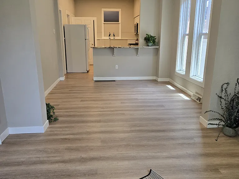 3734 N Franklin St — Photo 4
