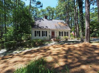 360 Fairway Dr, Southern Pines, NC 28387