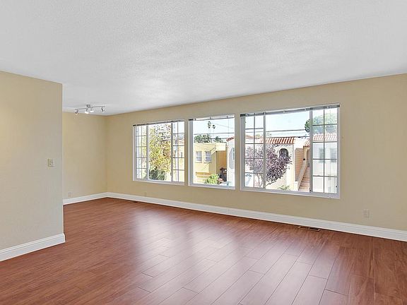 2nd image of 131 Linden Ave