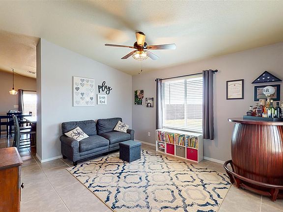 4th image of 3903 S Desert Oasis Dr