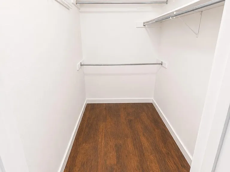 305 Starbright Dr — Photo 11