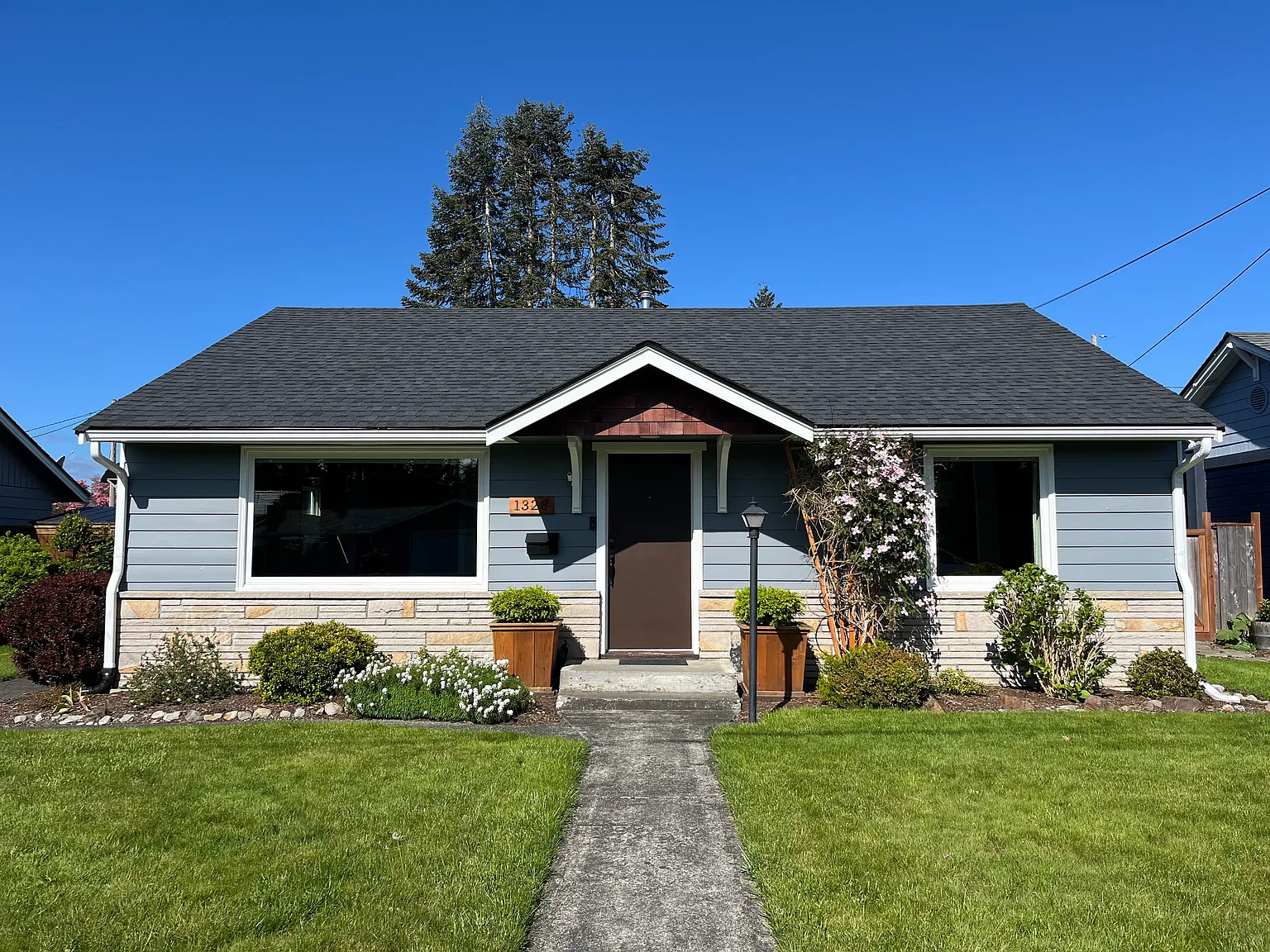 3 bed, 1490 sqft, $2,850 — Photo 1