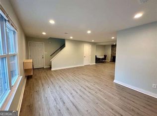1258 Creekside Ct SE, Smyrna, GA 30080