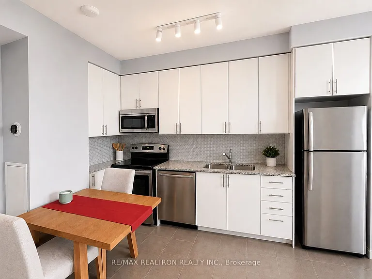 830 Lawrence Ave W #2910 — Photo 9