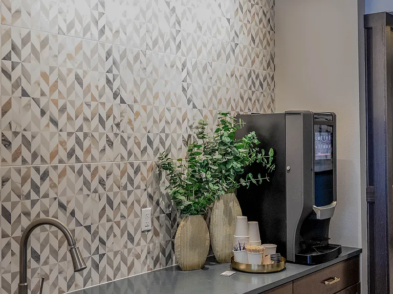 *Resident-favorite amenity* 24/7 complimentary coffee bar!