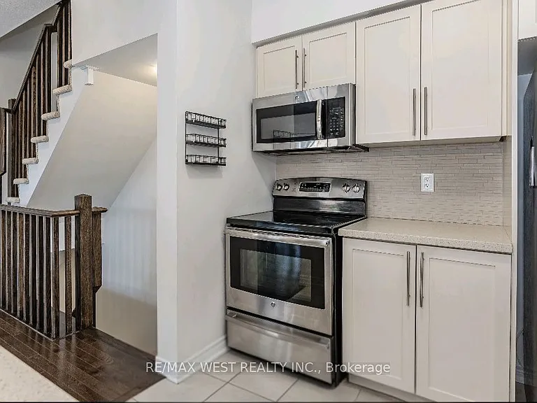 515 Winston Rd #25 — Photo 11
