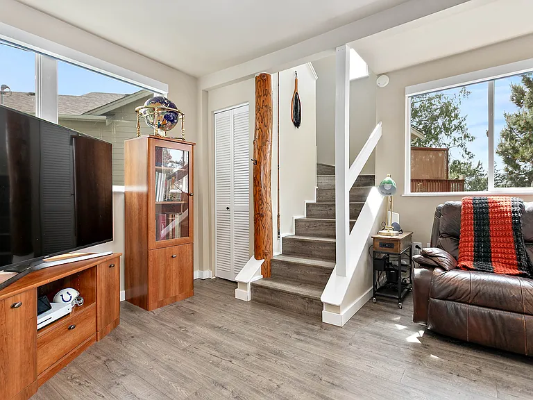 4781 Cobble Way — Photo 8