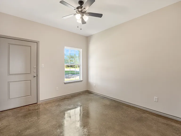 14ThePines — Photo 16