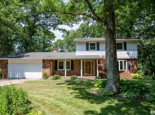 9339 N Timber Ter, Peoria, IL 61615