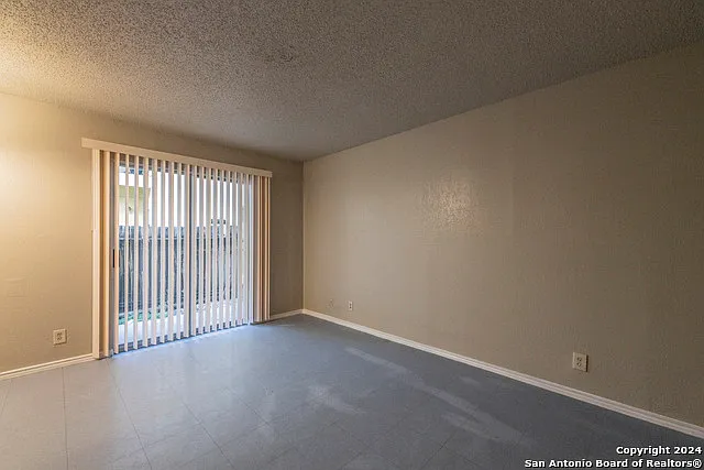 1634 W Woodlawn Ave #5 — Photo 6