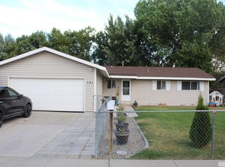 131 Broadleaf Ln, Carson City, NV