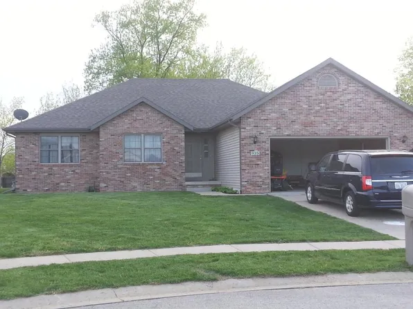 925 Timber Edge Dr, Sherman, IL 62684