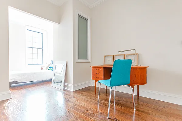 Rented by MySpaceNYC | media 30