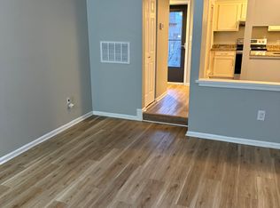 421 N Church St APT B, Charlotte, NC 28202